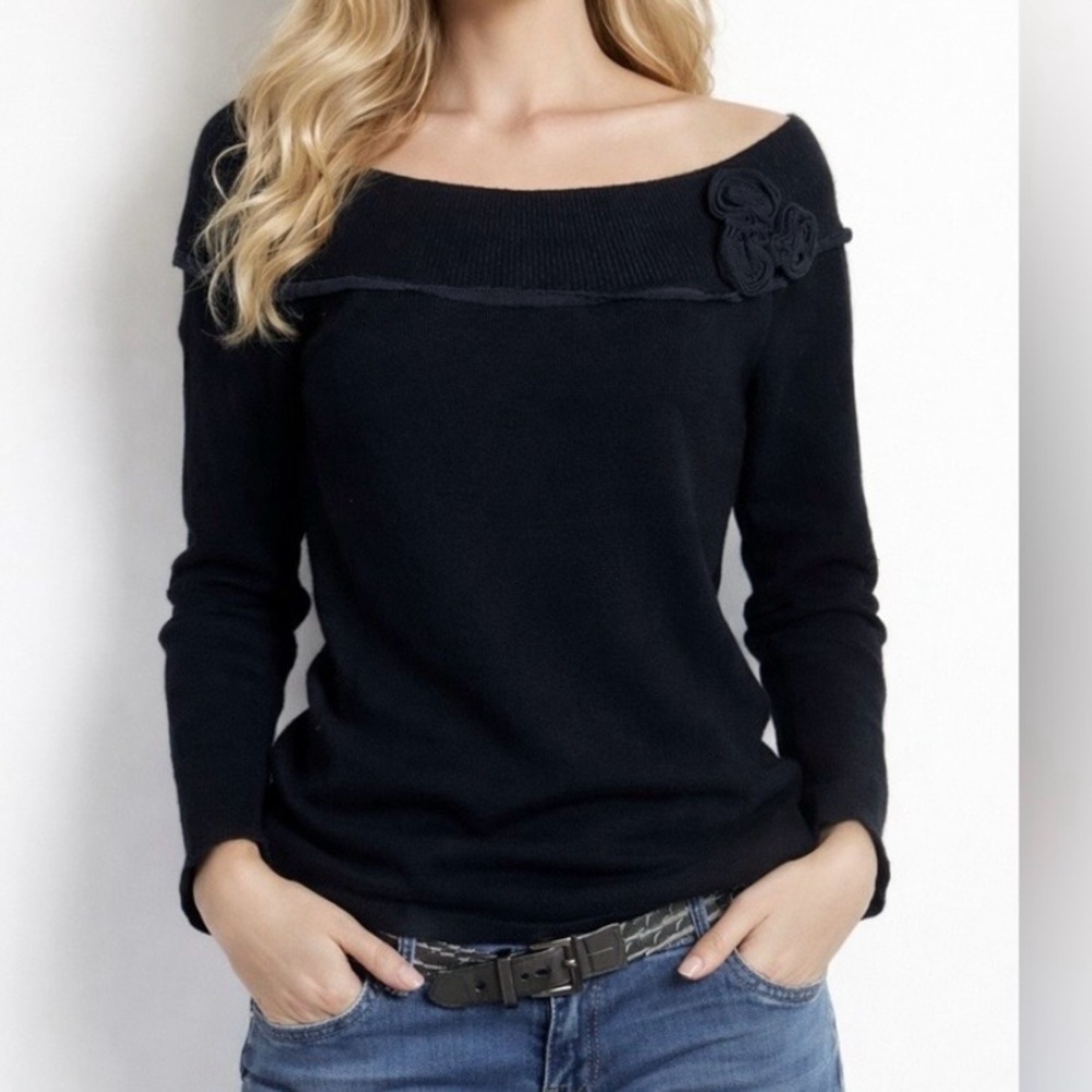 White House Black Market Sweater Black Size Medium